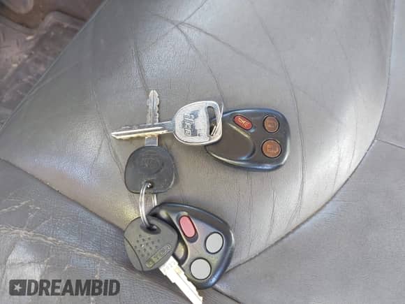 2004 GMC Sierra 1500 SLE with VIN 2GTEK13T941431569, listed as a IAAI auction lot 41715447 with 195,687 mi miles and . Bid and sale history available at DreamBid. Image 11.