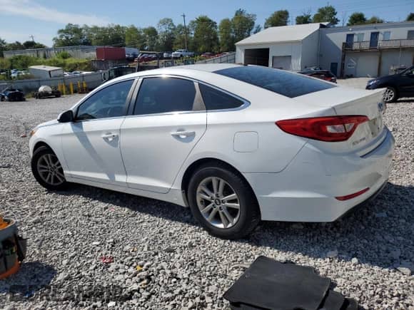 2016 Hyundai Sonata SE с VIN 5NPE24AF5GH351932, выставлен на аукционе Copart как лот 81862215 с пробегом 103 704 миль миль и Списание • Salvage title. История ставок и продаж доступна на DreamBid. Изображение 2.