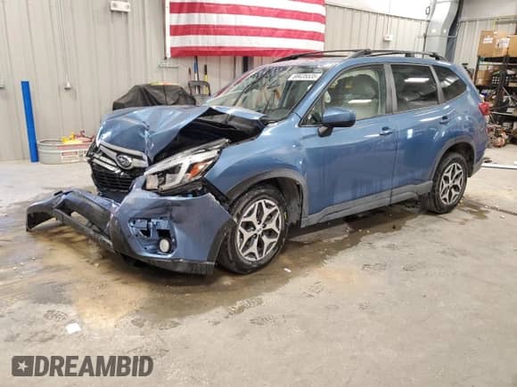 2021 Subaru Forester Premium with VIN JF2SKAJC6MH593499, listed as a Copart auction lot 69435535 with 46,457 mi miles and Salvage title. Bid and sale history available at DreamBid. Image 1.