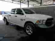 2019 Ram 1500 Tradesman z VIN 1C6RR7ST9KS612421, wystawiony jako Copart lot #64072965 z przebiegiem 173 123 mil mil oraz Czysty tytuł • Clean title. Historia ofert i sprzedaży dostępna na DreamBid. Obrazek 4.