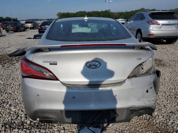 2015 Hyundai Genesis Coupe Ultimate с VIN KMHHU6KJ2FU128222, выставлен на аукционе Copart как лот 65434315 с пробегом 109 240 миль миль и Списание • Salvage title. История ставок и продаж доступна на DreamBid. Изображение 6.