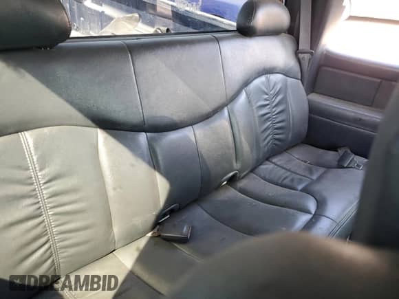 2000 Chevrolet Silverado 2500 LS с VIN 1GCGK29U3YE125342, выставлен на аукционе Copart как лот 69574784 с пробегом Не указан миль и Чистый • Clean title. История ставок и продаж доступна на DreamBid. Изображение 10.