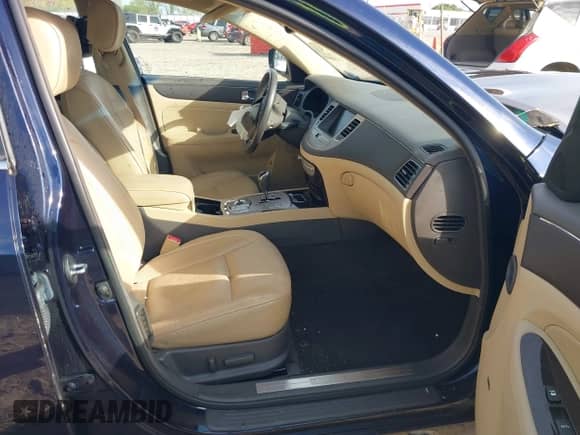 2009 Hyundai Genesis с VIN KMHGC46E19U048687, выставлен на аукционе IAAI как лот 42081214 с пробегом 121 000 миль миль и . История ставок и продаж доступна на DreamBid. Изображение 5.