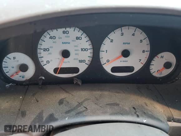 2001 Dodge Caravan SE with VIN 1B4GP253X1B241012, listed as a Copart auction lot 67477705 with Not provided miles and Salvage title. Bid and sale history available at DreamBid. Image 9.