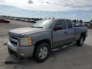 2007 Chevrolet Silverado 1500 1LT с VIN 2GCEC19C571677592, выставлен на аукционе Copart как лот 70026425 с пробегом 228 627 миль миль и Списание • Salvage title. История ставок и продаж доступна на DreamBid. Изображение 1.