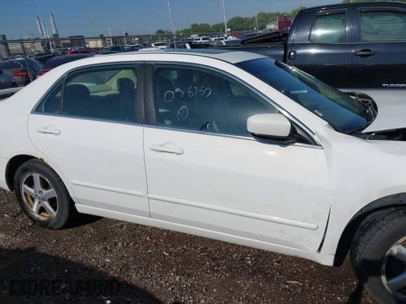 2005 Honda Accord EX with VIN 1HGCM56795A086155, listed as a IAAI auction lot 42705472 with 197,971 mi miles and . Bid and sale history available at DreamBid. Image 13.