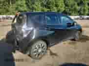 2015 Nissan Note SV z VIN 3N1CE2CP8FL381596, wystawiony jako Copart lot #86326525 z przebiegiem 154 265 mil mil oraz Szkoda całkowita • Salvage title. Historia ofert i sprzedaży dostępna na DreamBid. Obrazek 3.