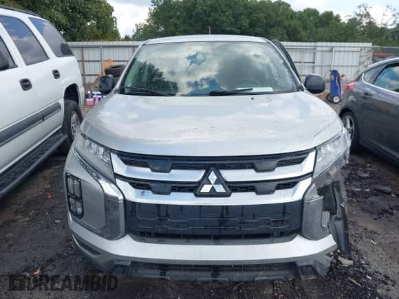 2021 Mitsubishi Outlander ES z VIN JA4ARUAU4MU022370, wystawiony jako IAAI lot #43128868 z przebiegiem 154 821 mil mil oraz . Historia ofert i sprzedaży dostępna na DreamBid. Obrazek 11.