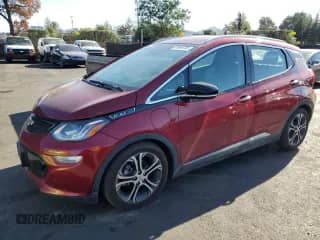 2017 Chevrolet Bolt EV Premier с VIN 1G1FX6S07H4141246, выставлен на аукционе Copart как лот 81686755 с пробегом 62 628 миль миль и Списание • Salvage title. История ставок и продаж доступна на DreamBid. Изображение 1.
