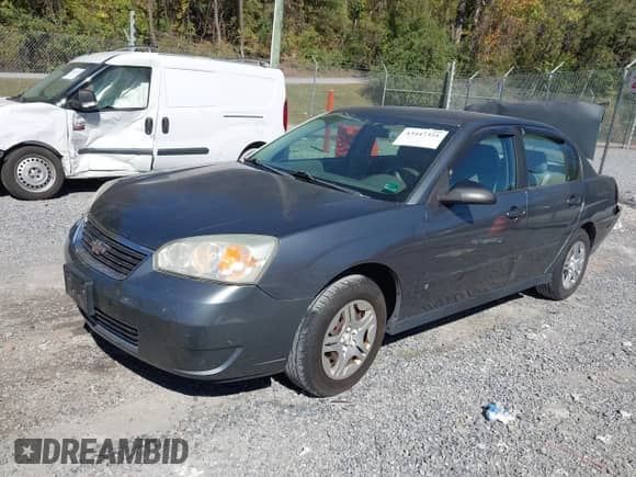 2006 Chevrolet Malibu 1LS с VIN 1G1ZS51F86F192462, выставлен на аукционе IAAI как лот 43447351 с пробегом 140 028 миль миль и . История ставок и продаж доступна на DreamBid. Изображение 17.