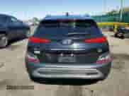 2022 Hyundai Kona Limited z VIN KM8K5CA30NU869424, wystawiony jako Copart lot #55757205 z przebiegiem 69 478 mil mil oraz Szkoda całkowita • Salvage title. Historia ofert i sprzedaży dostępna na DreamBid. Obrazek 6.