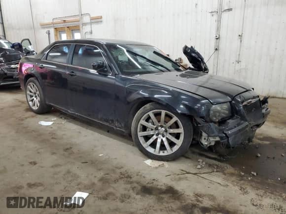 2006 Chrysler 300 C SRT-8 z VIN 2C3LA73W86H340377, wystawiony jako Copart lot #68520435 z przebiegiem 97 573 mil mil oraz Szkoda całkowita • Salvage title. Historia ofert i sprzedaży dostępna na DreamBid. Obrazek 4.