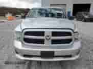 2019 Ram 1500 Express z VIN 1C6RR6FG3KS545824, wystawiony jako Copart lot #51315195 z przebiegiem 61 140 mil mil oraz Szkoda całkowita • Salvage title. Historia ofert i sprzedaży dostępna na DreamBid. Obrazek 5.