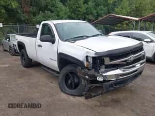 2008 Chevrolet Silverado 2500HD 1LT с VIN 1GCHK24KX8E137868, выставлен на аукционе IAAI как лот 43418663 с пробегом 173 253 миль миль и . История ставок и продаж доступна на DreamBid. Изображение 1.