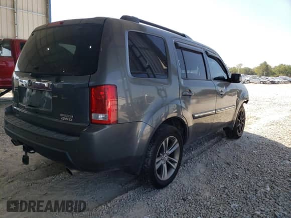 2009 Honda Pilot Touring with VIN 5FNYF48979B015525, listed as a Copart auction lot 81966235 with 146,195 mi miles and Salvage title. Bid and sale history available at DreamBid. Image 3.