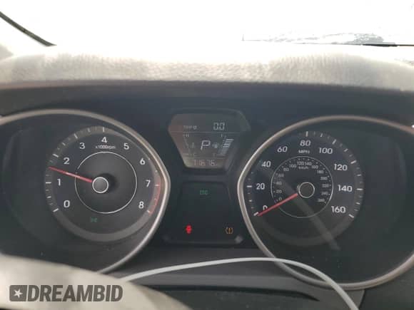 2016 Hyundai Elantra SE z VIN 5NPDH4AE9GH686371, wystawiony jako Copart lot #70923565 z przebiegiem 71 676 mil mil oraz Czysty tytuł • Clean title. Historia ofert i sprzedaży dostępna na DreamBid. Obrazek 9.