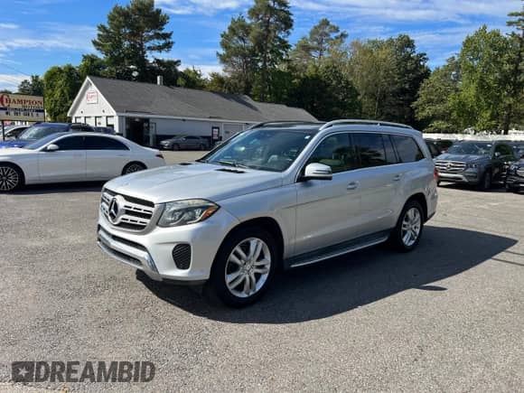 2017 Mercedes-Benz GLS 450 z VIN 4JGDF6EE3HA789365, wystawiony jako Copart lot #87095465 z przebiegiem 207 072 mil mil oraz Czysty tytuł • Clean title. Historia ofert i sprzedaży dostępna na DreamBid. Obrazek 1.