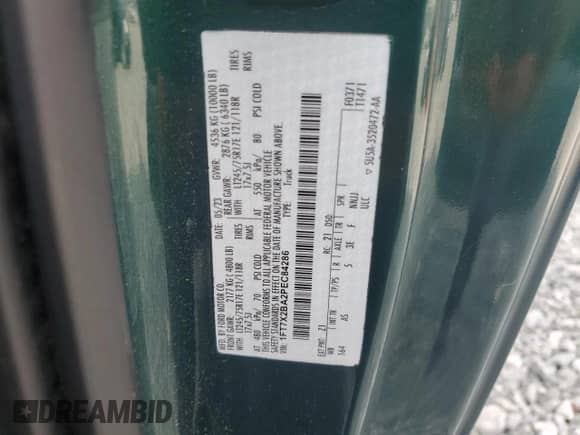 2023 Ford F-250 XL z VIN 1FT7X2BA2PEC84286, wystawiony jako Copart lot #57089975 z przebiegiem 11 321 mil mil oraz Szkoda całkowita • Salvage title. Historia ofert i sprzedaży dostępna na DreamBid. Obrazek 12.