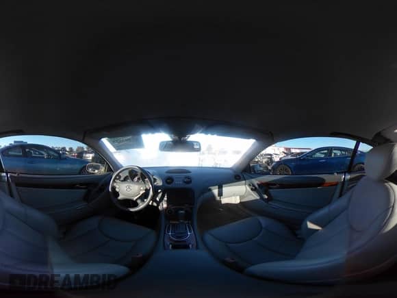 2005 Mercedes-Benz SL 500 с VIN WDBSK75F25F093003, выставлен на аукционе IAAI как лот 43493825 с пробегом 53 431 миль миль и . История ставок и продаж доступна на DreamBid. Изображение 18.