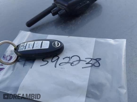 2017 Nissan Sentra SR with VIN 3N1AB7AP6HY343175, listed as a IAAI auction lot 41592238 with 116,868 mi miles and . Bid and sale history available at DreamBid. Image 11.