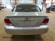 2005 Toyota Camry LE с VIN 4T1BE32K15U050668, выставлен на аукционе Copart как лот 82148195 с пробегом 442 458 миль миль и Списание • Salvage title. История ставок и продаж доступна на DreamBid. Изображение 6.