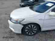 2014 Honda Accord Touring z VIN 1HGCR6F72EA010462, wystawiony jako IAAI lot #43379000 z przebiegiem 251 236 mil mil oraz . Historia ofert i sprzedaży dostępna na DreamBid. Obrazek 6.