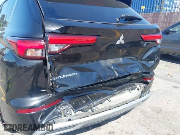 2023 Mitsubishi Outlander SEL with VIN JA4J4VA81PZ013348, listed as a IAAI auction lot 42316776 with 36,688 mi miles and . Bid and sale history available at DreamBid. Image 6.