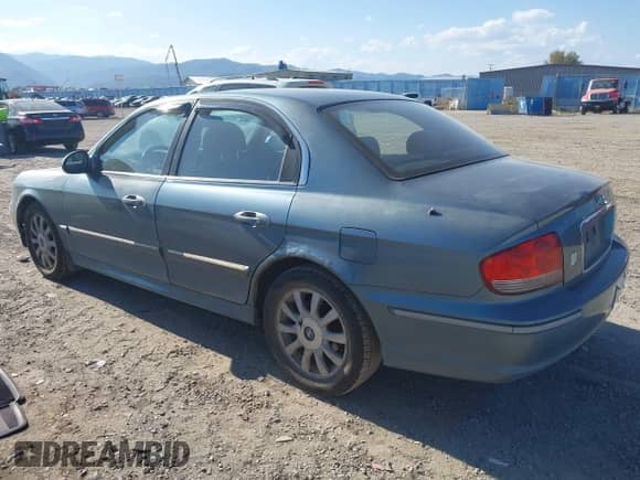2005 Hyundai Sonata GLS z VIN KMHWF35HX5A177578, wystawiony jako IAAI lot #43154591 z przebiegiem 273 264 mil mil oraz . Historia ofert i sprzedaży dostępna na DreamBid. Obrazek 3.