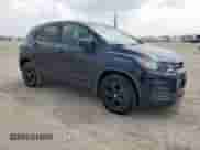 2021 Chevrolet Trax LS z VIN KL7CJNSM7MB365144, wystawiony jako Copart lot #63330795 z przebiegiem 68 230 mil mil oraz Szkoda całkowita • Salvage title. Historia ofert i sprzedaży dostępna na DreamBid. Obrazek 4.