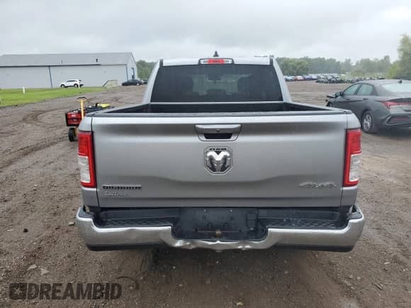 2022 Ram 1500 Big Horn z VIN 1C6RRFFG5NN368096, wystawiony jako Copart lot #70000295 z przebiegiem 38 332 mil mil oraz Szkoda całkowita • Salvage title. Historia ofert i sprzedaży dostępna na DreamBid. Obrazek 6.