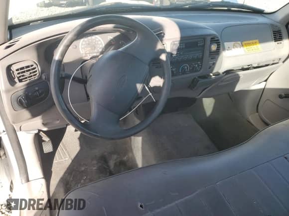 1997 Ford F-150 с VIN 1FTDF1728VKD05450, выставлен на аукционе Copart как лот 87286155 с пробегом 110 404 миль миль и Чистый • Clean title. История ставок и продаж доступна на DreamBid. Изображение 8.