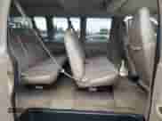 2006 Chevrolet Express Passenger z VIN 1GNFG15T961223498, wystawiony jako Copart lot #45679095 z przebiegiem 191 266 mil mil oraz Szkoda całkowita • Salvage title. Historia ofert i sprzedaży dostępna na DreamBid. Obrazek 11.