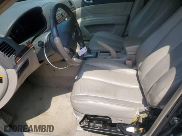 2008 Hyundai Sonata SE с VIN 5NPEU46F48H304363, выставлен на аукционе Copart как лот 66982155 с пробегом 172 728 миль миль и Списание • Salvage title. История ставок и продаж доступна на DreamBid. Изображение 7.