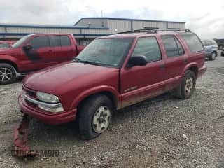 2002 Chevrolet Blazer LS with VIN 1GNDT13W72K197875, listed as a Copart auction lot 63201705 with 118,204 mi miles and Salvage title. Bid and sale history available at DreamBid. Image 1.