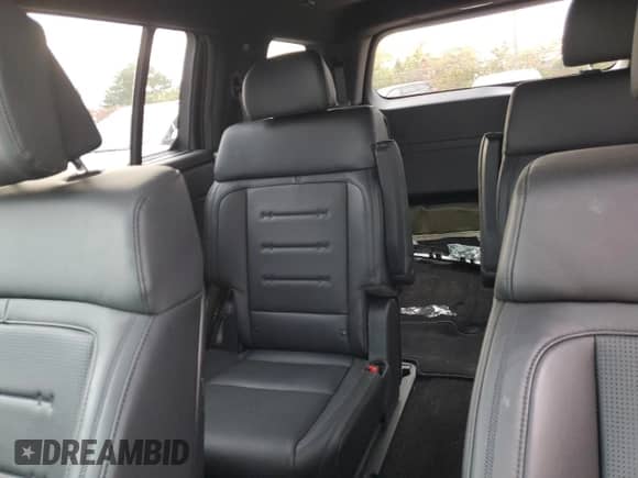 2024 Hyundai Santa Fe Calligraphy z VIN 5NMP5DGL3RH026175, wystawiony jako Copart lot #75323574 z przebiegiem 4 660 mil mil oraz Szkoda całkowita • Salvage title. Historia ofert i sprzedaży dostępna na DreamBid. Obrazek 10.