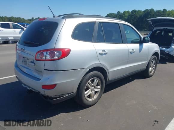 2011 Hyundai Santa Fe GLS с VIN 5XYZG3AB4BG020673, выставлен на аукционе IAAI как лот 43167583 с пробегом 252 390 миль миль и . История ставок и продаж доступна на DreamBid. Изображение 4.