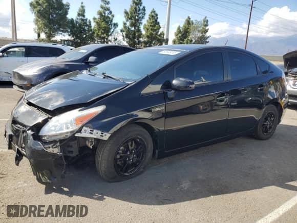 2015 Toyota Prius Four z VIN JTDKN3DU1F1996758, wystawiony jako Copart lot #84948015 z przebiegiem 110 277 mil mil oraz Szkoda całkowita • Salvage title. Historia ofert i sprzedaży dostępna na DreamBid. Obrazek 1.