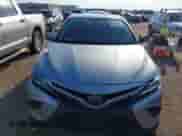 2019 Toyota Camry SE z VIN 4T1B11HK3KU755619, wystawiony jako IAAI lot #43322030 z przebiegiem 100 583 mil mil oraz . Historia ofert i sprzedaży dostępna na DreamBid. Obrazek 13.