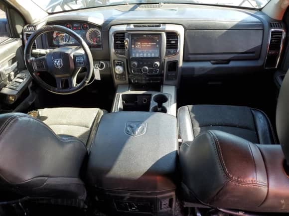 2014 Ram 1500 Sport with VIN 1C6RR7MTXES120062, listed as a Copart auction lot 71708535 with 211,864 mi miles and Clean title. Bid and sale history available at DreamBid. Image 8.