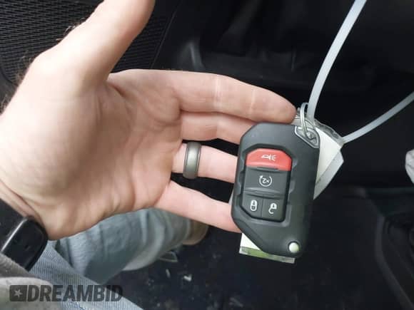 2023 Jeep Wrangler Sport S с VIN 1C4HJXDN0PW638934, выставлен на аукционе IAAI как лот 41719467 с пробегом 16 686 миль миль и . История ставок и продаж доступна на DreamBid. Изображение 11.