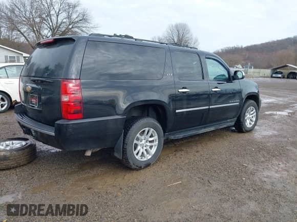 2014 Chevrolet Suburban LTZ с VIN 1GNSKKE73ER141451, выставлен на аукционе IAAI как лот 41479463 с пробегом 127 876 миль миль и . История ставок и продаж доступна на DreamBid. Изображение 4.