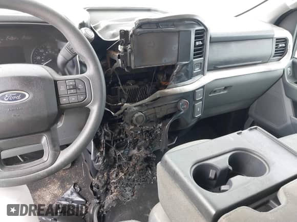 2023 Ford F-150 XL с VIN 1FTEW1C88PKD44315, выставлен на аукционе IAAI как лот 42950806 с пробегом Не указан миль и . История ставок и продаж доступна на DreamBid. Изображение 6.