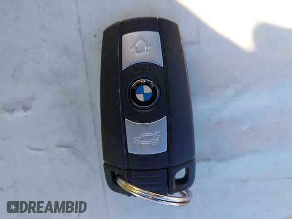 2011 BMW 3 Series 335i with VIN WBADX7C50BE580172, listed as a IAAI auction lot 43430479 with 107,861 mi miles and . Bid and sale history available at DreamBid. Image 11.