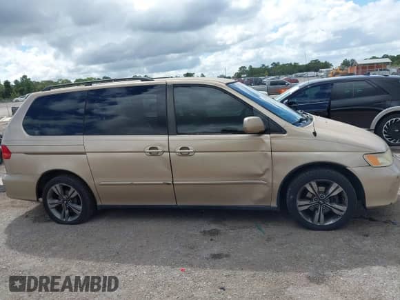2001 Honda Odyssey EX с VIN 2HKRL18631H614025, выставлен на аукционе IAAI как лот 43384270 с пробегом 187 978 миль миль и . История ставок и продаж доступна на DreamBid. Изображение 13.