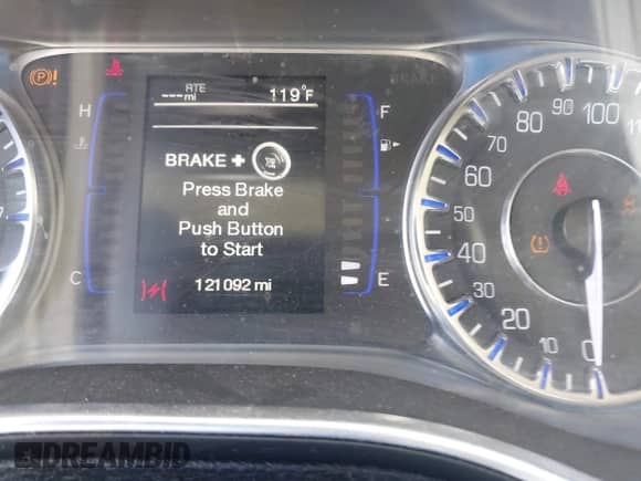 2015 Chrysler 200 LX with VIN 1C3CCCFB4FN569514, listed as a IAAI auction lot 42649947 with 121,092 mi miles and . Bid and sale history available at DreamBid. Image 7.