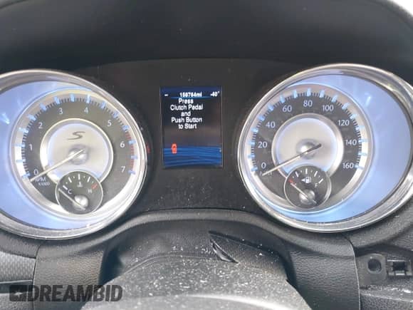 2014 Chrysler 300 S с VIN 2C3CCABT2EH222192, выставлен на аукционе IAAI как лот 42322545 с пробегом 158 764 миль миль и . История ставок и продаж доступна на DreamBid. Изображение 7.