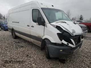 2008 Dodge Sprinter z VIN WD0PE845385348854, wystawiony jako Copart lot #84608914 z przebiegiem Nie podano mil oraz Czysty tytuł • Clean title. Historia ofert i sprzedaży dostępna na DreamBid. Obrazek 4.