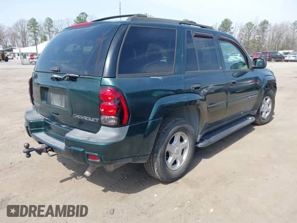 2002 Chevrolet TrailBlazer LS with VIN 1GNDT13S522426504, listed as a IAAI auction lot 41773338 with 260,444 mi miles and . Bid and sale history available at DreamBid. Image 4.
