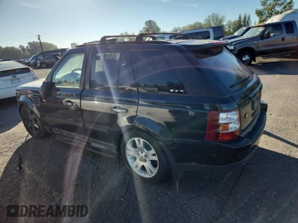 2006 Land Rover Range Rover Sport HSE z VIN SALSF25456A920586, wystawiony jako Copart lot #85199405 z przebiegiem 157 216 mil mil oraz Szkoda całkowita • Salvage title. Historia ofert i sprzedaży dostępna na DreamBid. Obrazek 2.