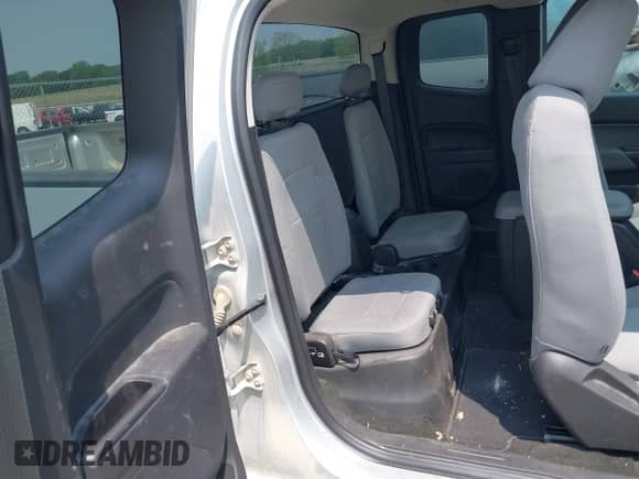 2018 Chevrolet Colorado 4WD Work Truck z VIN 1GCHTBEN4J1234714, wystawiony jako IAAI lot #42399979 z przebiegiem 166 408 mil mil oraz . Historia ofert i sprzedaży dostępna na DreamBid. Obrazek 8.